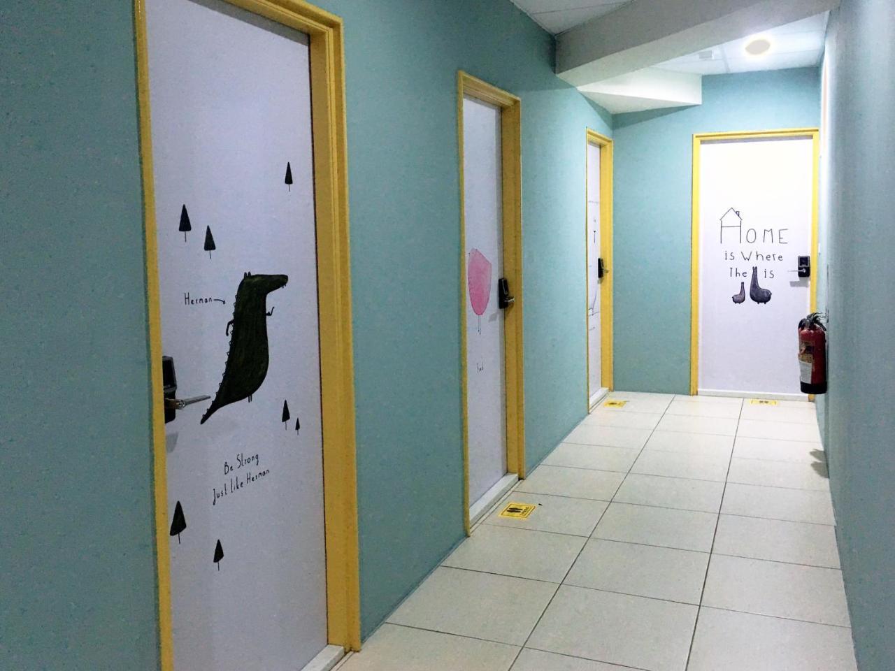Wei Yang Guest House Tainan Exterior foto