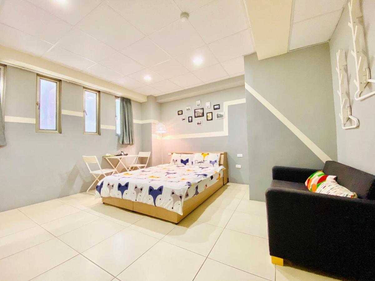 Wei Yang Guest House Tainan Exterior foto